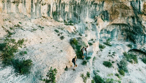 Randonneurs dans une combe  © O'Brien