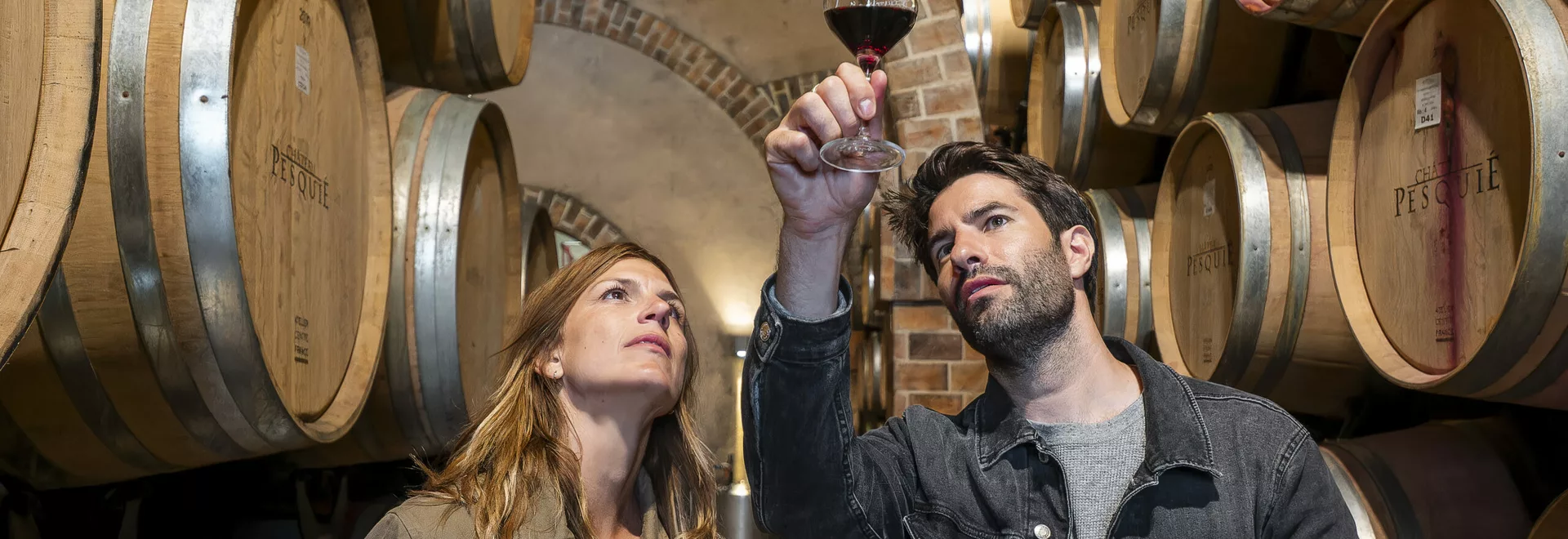 Couple au vignoble  © Bluemax