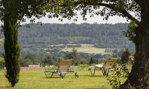 Le Mas de Guilles : rénovation d’un hôtel de charme en Luberon